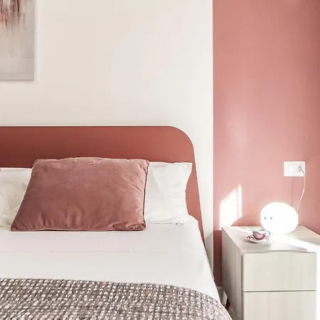Apartament Skyfive Fire *