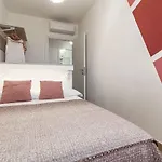 Apartament Skyfive Fire *